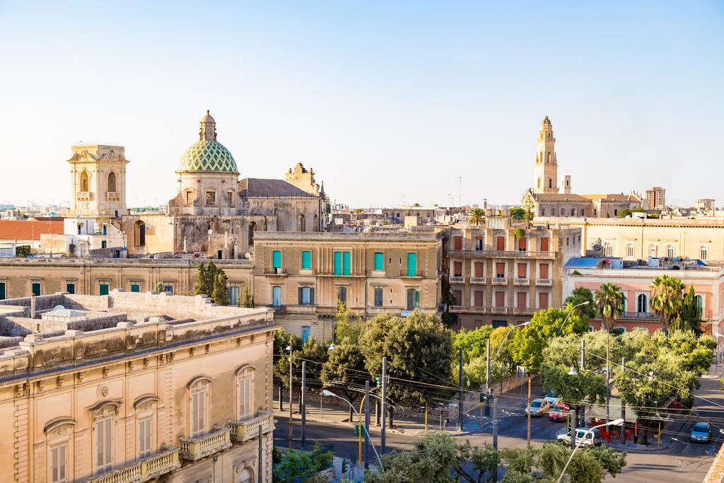 Отель Palazzo Massari Лечче Экстерьер фото